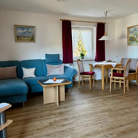 Апартаменты Gaestehaus Soellerblick