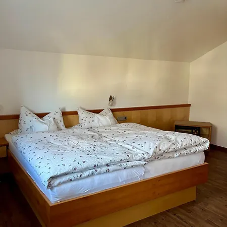 Gaestehaus Soellerblick *