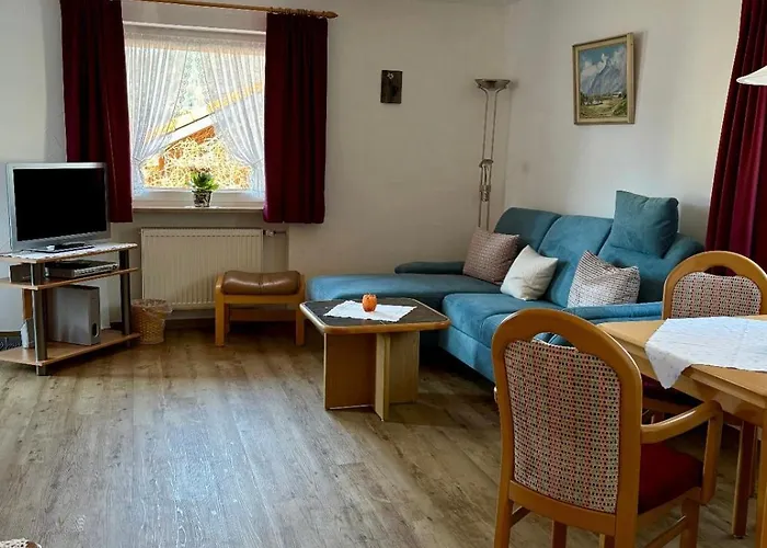 Gaestehaus Soellerblick *